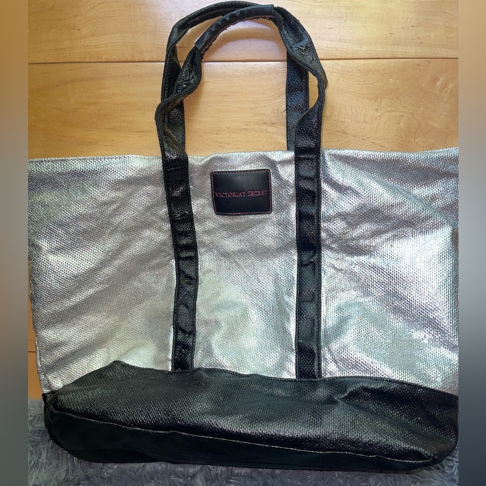 Victoria’s secret tote bag